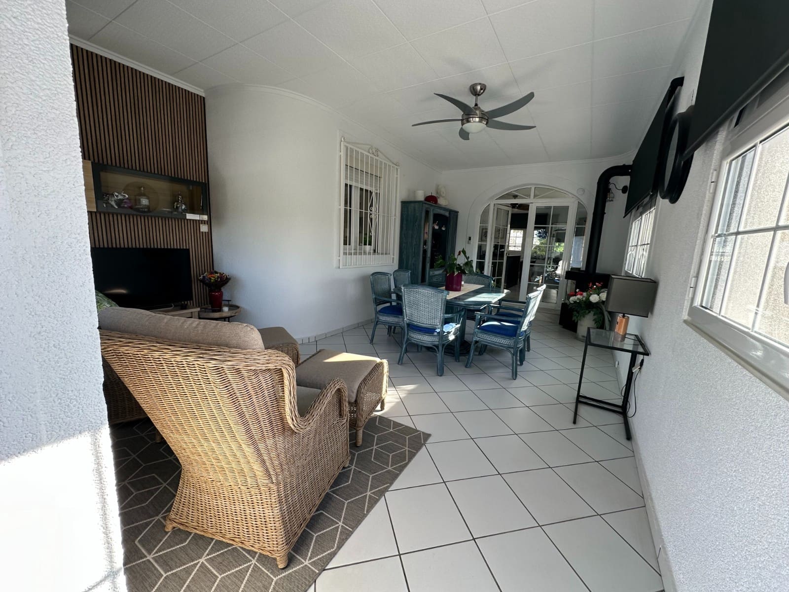 3 chambre Villa/Maison à vendre à La Marina avec piscine garage - 595 000 € (Ref: 9395325)