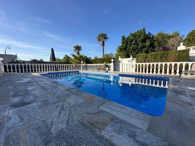 3 chambre Villa/Maison à vendre à La Marina, Elche / Elx avec piscine garage - 595 000 € (Ref: 9395325)