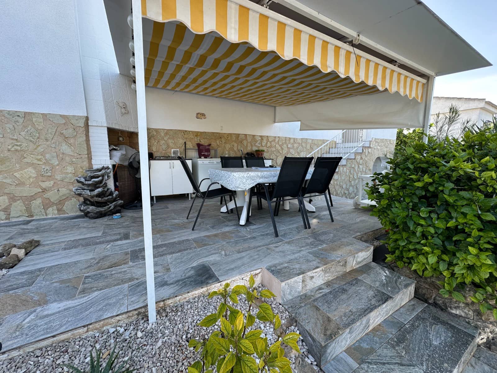 3 chambre Villa/Maison à vendre à La Marina avec piscine garage - 595 000 € (Ref: 9395325)