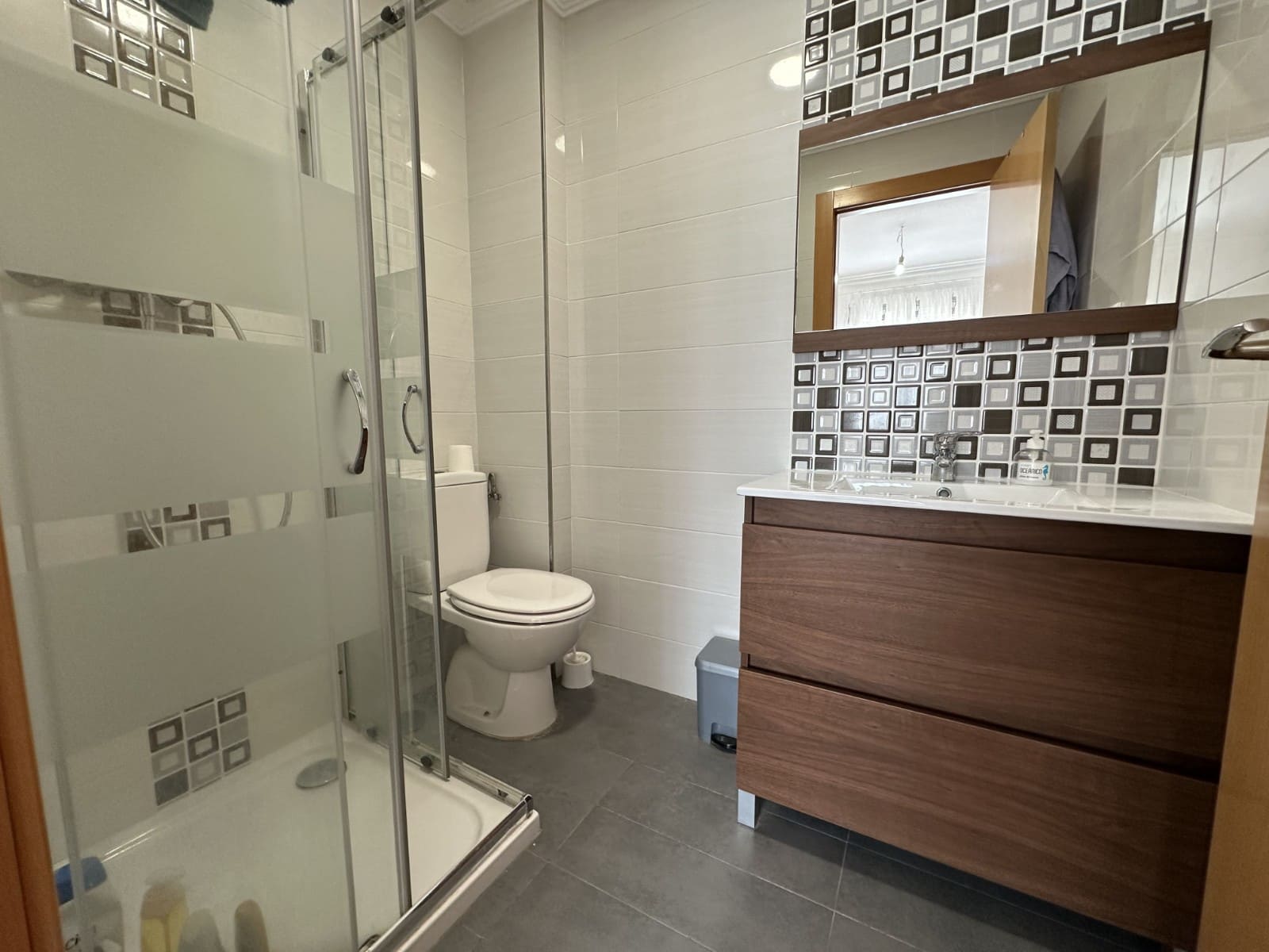 2 makuuhuone Omakotitalo myytävänä paikassa La Marina - 145 000 € (Ref: 9400157)