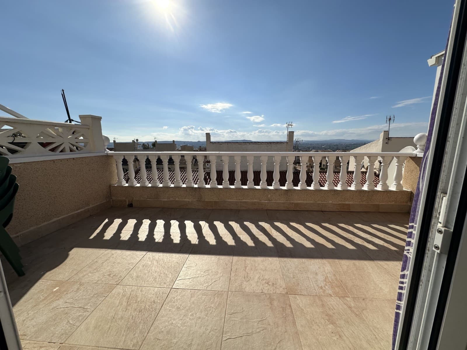 2 makuuhuone Omakotitalo myytävänä paikassa La Marina - 145 000 € (Ref: 9400157)