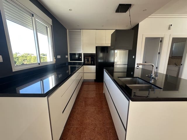 3 slaapkamer Villa te koop in Dolores met zwembad garage - € 560.000 (Ref: 9414947)