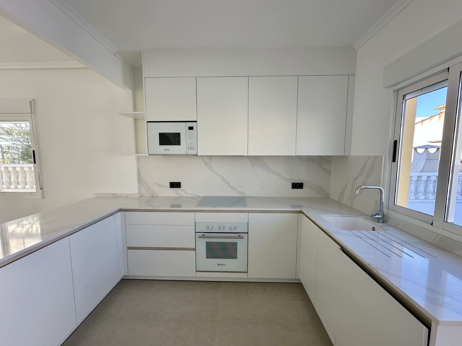 Chalet de 2 habitaciones en Algorfa en venta con piscina garaje - 235.000 € (Ref: 9417445)