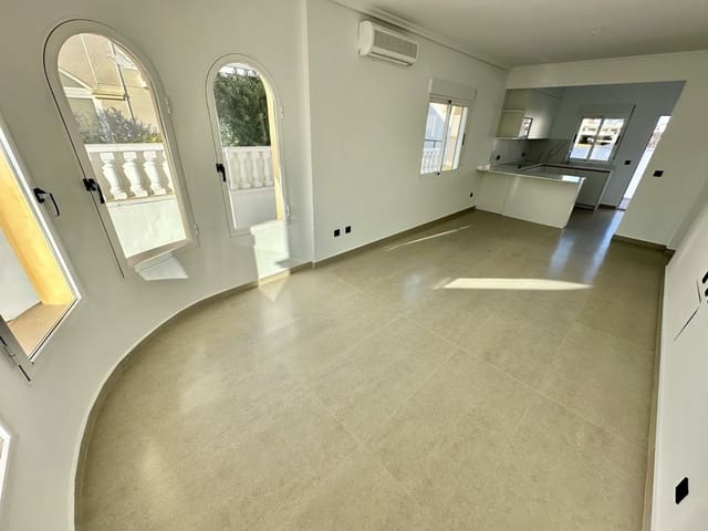 Chalet de 2 habitaciones en Algorfa en venta con piscina garaje - 235.000 € (Ref: 9417445)