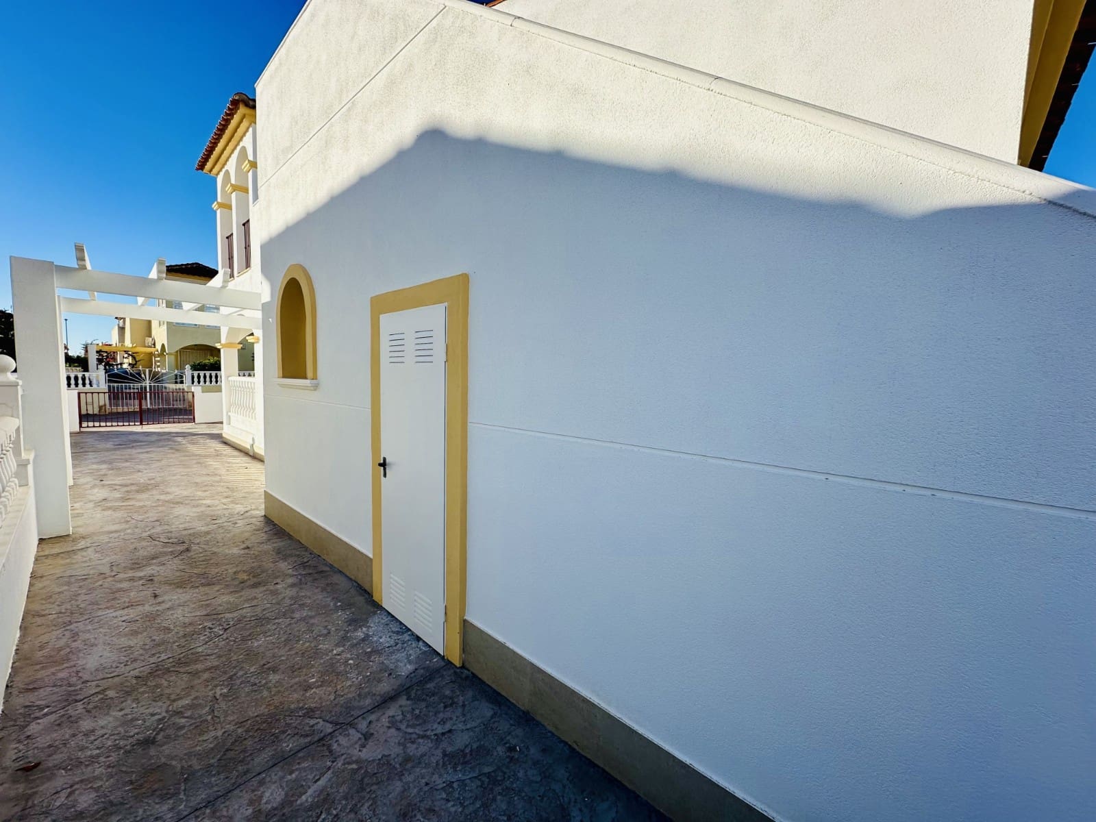 Chalet de 2 habitaciones en Algorfa en venta con piscina garaje - 235.000 € (Ref: 9417445)