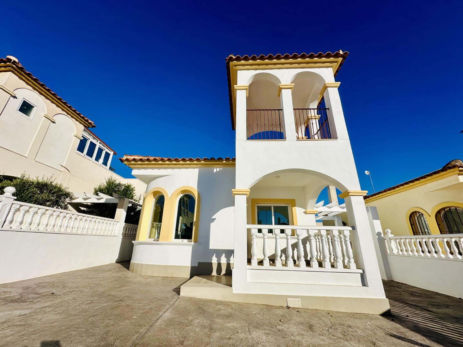 Chalet de 2 habitaciones en Algorfa en venta con piscina garaje - 235.000 € (Ref: 9417445)