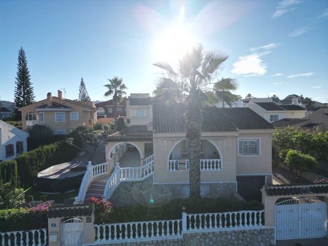 4 quarto Moradia para venda em La Marquesa, Rojales com piscina - 395 000 € (Ref: 9420504)