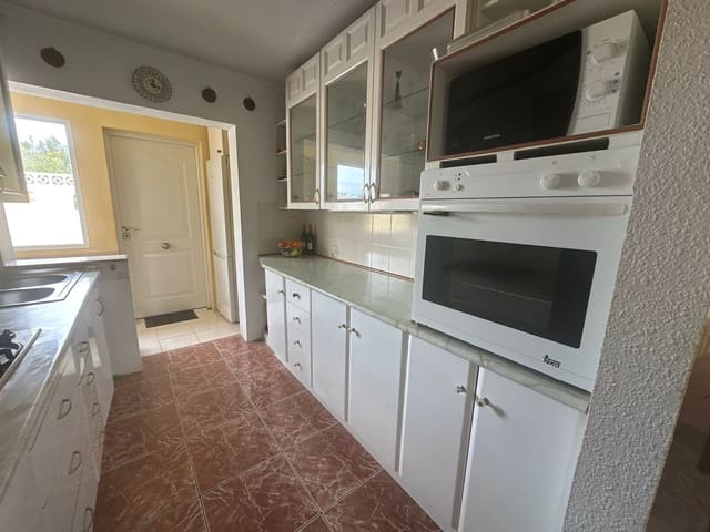 3 bedroom Villa for sale in La Marina, Elche / Elx with pool - € 197,500 (Ref: 9443660)