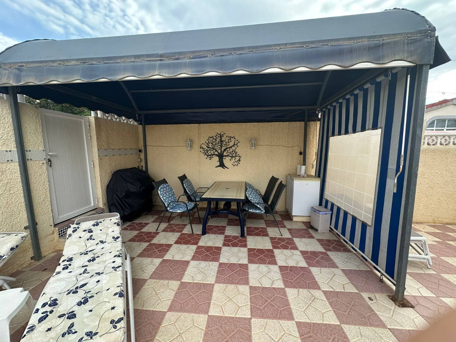 3 bedroom Villa for sale in La Marina with pool - € 197,500 (Ref: 9443660)