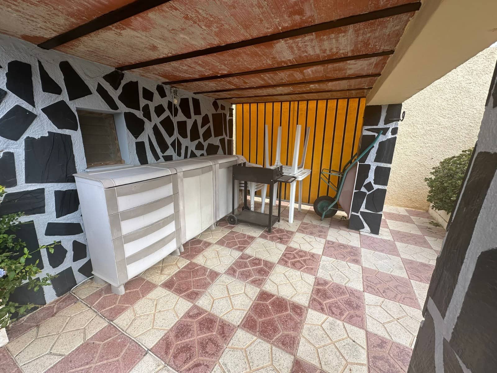 3 bedroom Villa for sale in La Marina with pool - € 197,500 (Ref: 9443660)