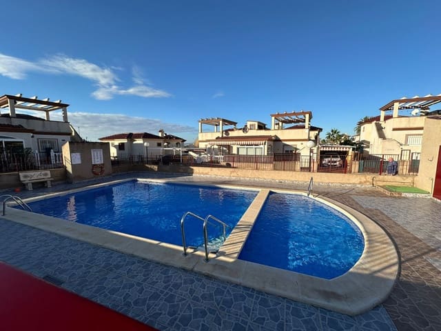 2 sypialnia Willa na sprzedaż w La Marina, Elche / Elx z basenem garażem - 169 000 € (Ref: 9480705)