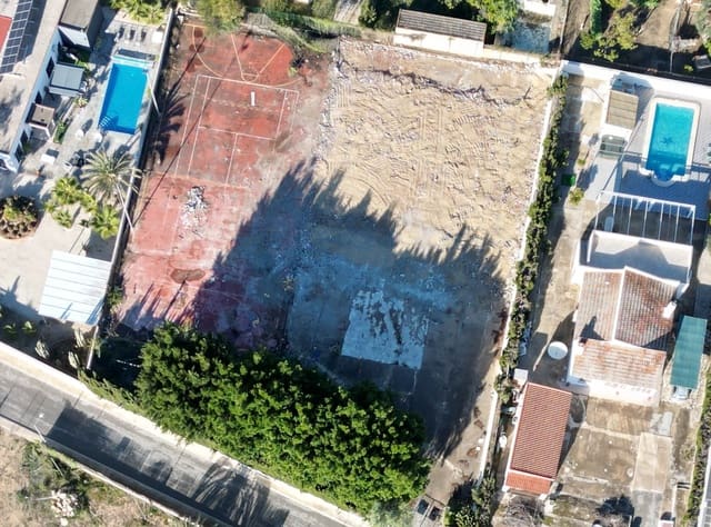 3 Zimmer Villa zu verkaufen in San Fulgencio mit Pool Garage - 630.000 € (Ref: 9482401)