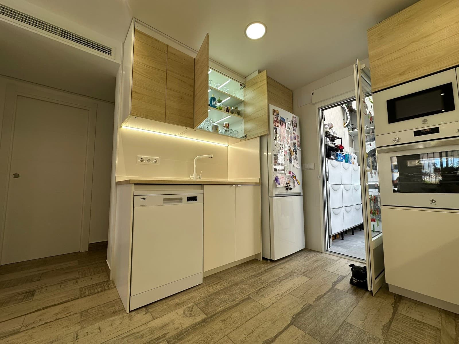 3 soverom Kjedet enebolig til salgs i La Marina med svømmebasseng - € 270 000 (Ref: 9484060)