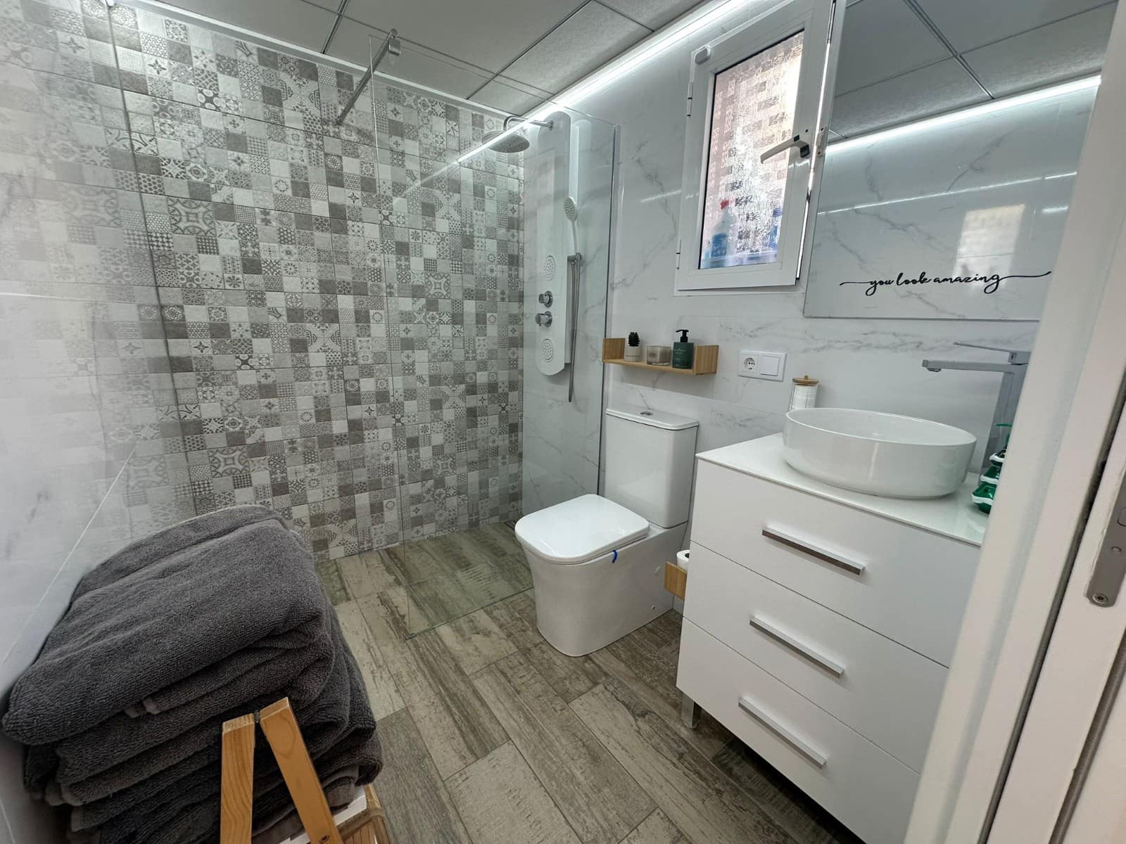 3 soverom Kjedet enebolig til salgs i La Marina med svømmebasseng - € 270 000 (Ref: 9484060)