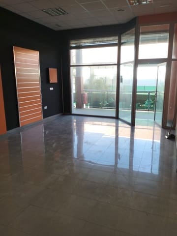 Local Commercial à vendre à La Marina, Elche / Elx avec garage - 40 000 € (Ref: 9491660)