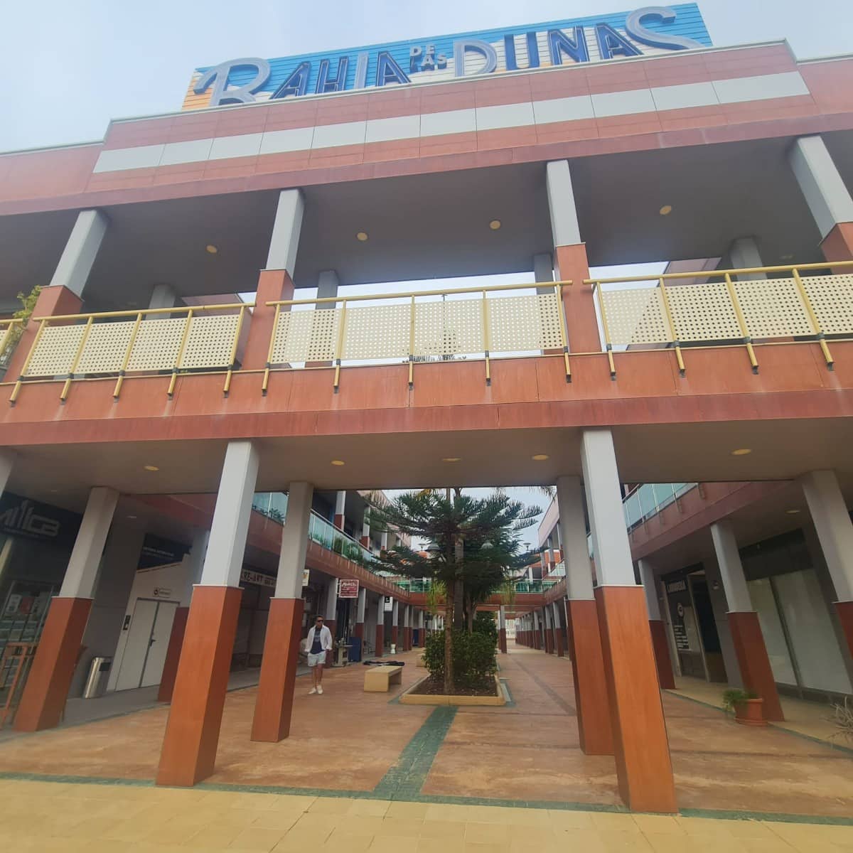 Local Commercial à vendre à La Marina avec garage - 40 000 € (Ref: 9491660)