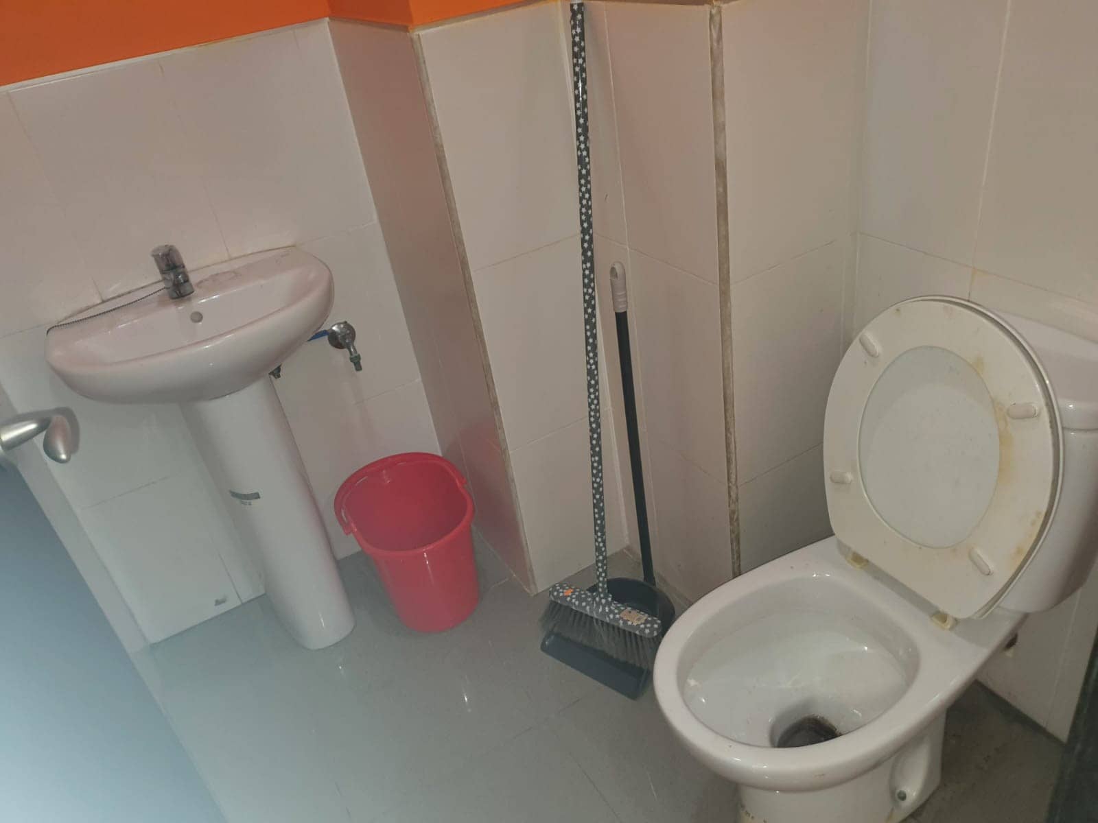 Local Commercial à vendre à La Marina avec garage - 40 000 € (Ref: 9491660)