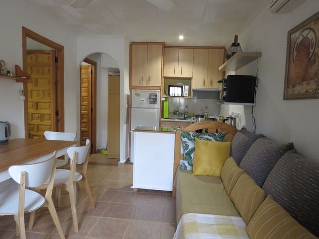 2 soveværelse Byhus til salg i La Marina, Elche / Elx - € 89.000 (Ref: 9500622)