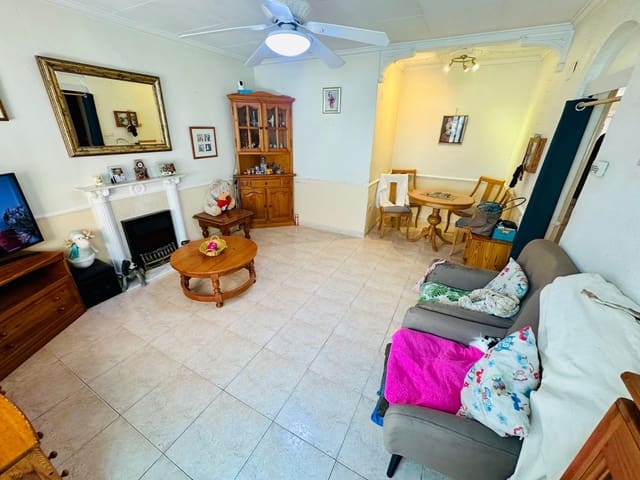 1 soveværelse Byhus til salg i La Marina, Elche / Elx - € 95.000 (Ref: 9528589)