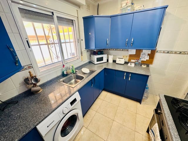 1 soveværelse Byhus til salg i La Marina, Elche / Elx - € 95.000 (Ref: 9528589)