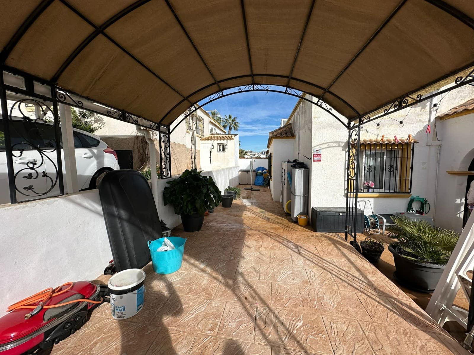 Pareado de 3 habitaciones en La Marina en venta con piscina garaje - 160.000 € (Ref: 9569970)