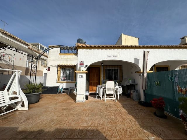 3 Zimmer Doppelhaus zu verkaufen in La Marina, Elche / Elx mit Pool Garage - 160.000 € (Ref: 9569970)