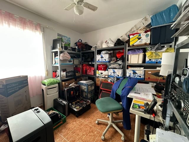 3 Zimmer Doppelhaus zu verkaufen in La Marina, Elche / Elx mit Pool Garage - 160.000 € (Ref: 9569970)