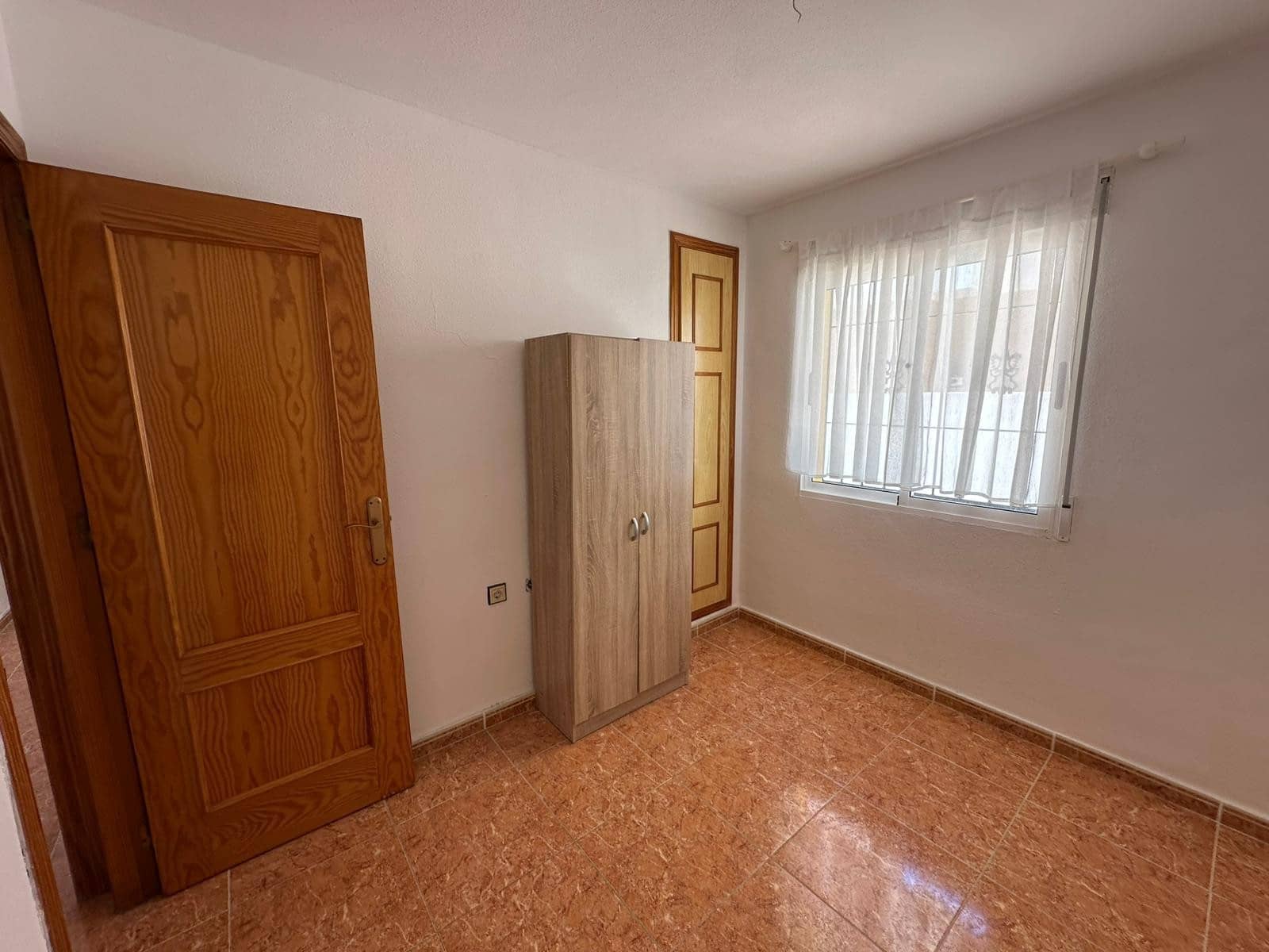 3 Zimmer Doppelhaus zu verkaufen in La Marina mit Pool Garage - 160.000 € (Ref: 9569970)