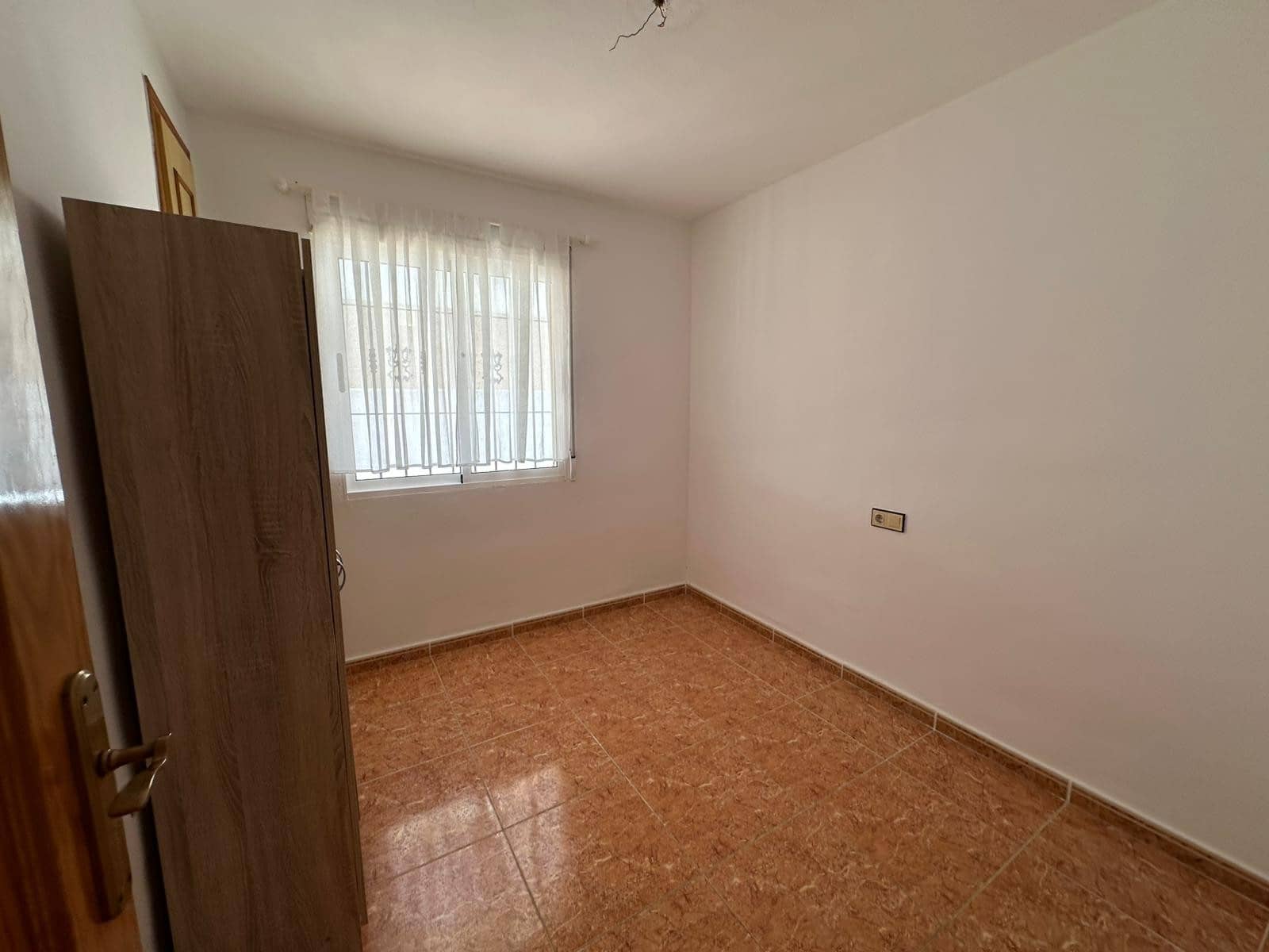 3 Zimmer Doppelhaus zu verkaufen in La Marina mit Pool Garage - 160.000 € (Ref: 9569970)