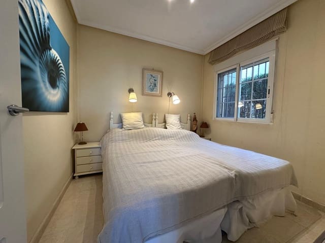 3 slaapkamer Villa te koop in La Marina, Elche / Elx met zwembad - € 195.000 (Ref: 9606387)