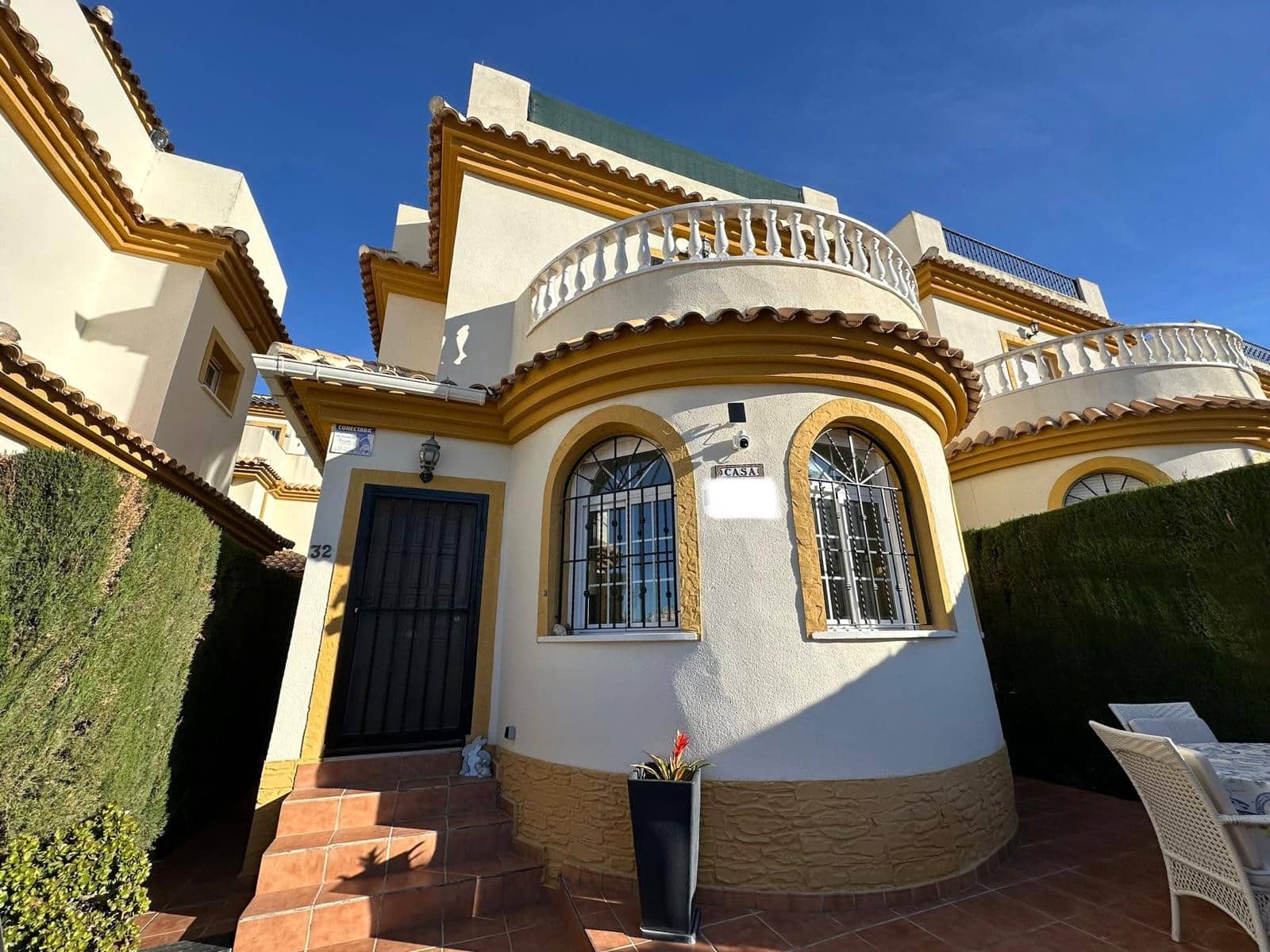 3 slaapkamer Villa te koop in La Marina met zwembad - € 195.000 (Ref: 9606387)