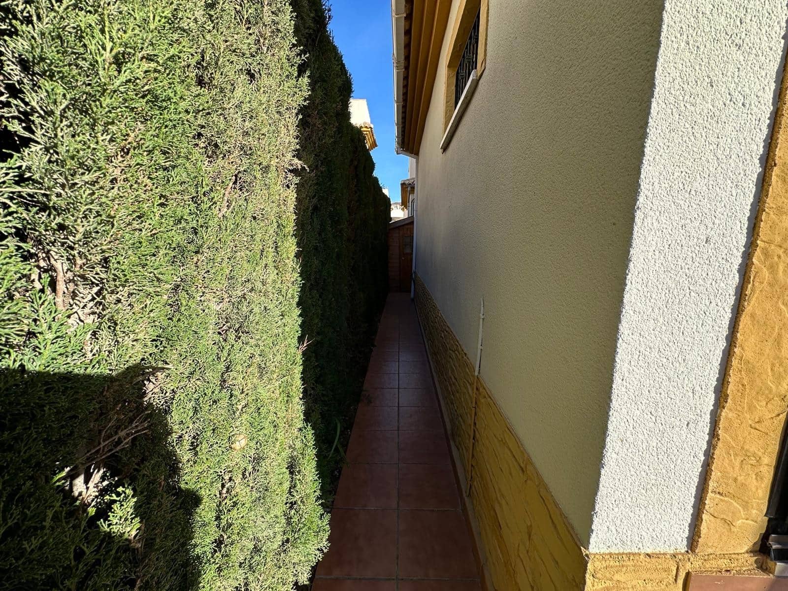 3 slaapkamer Villa te koop in La Marina met zwembad - € 195.000 (Ref: 9606387)