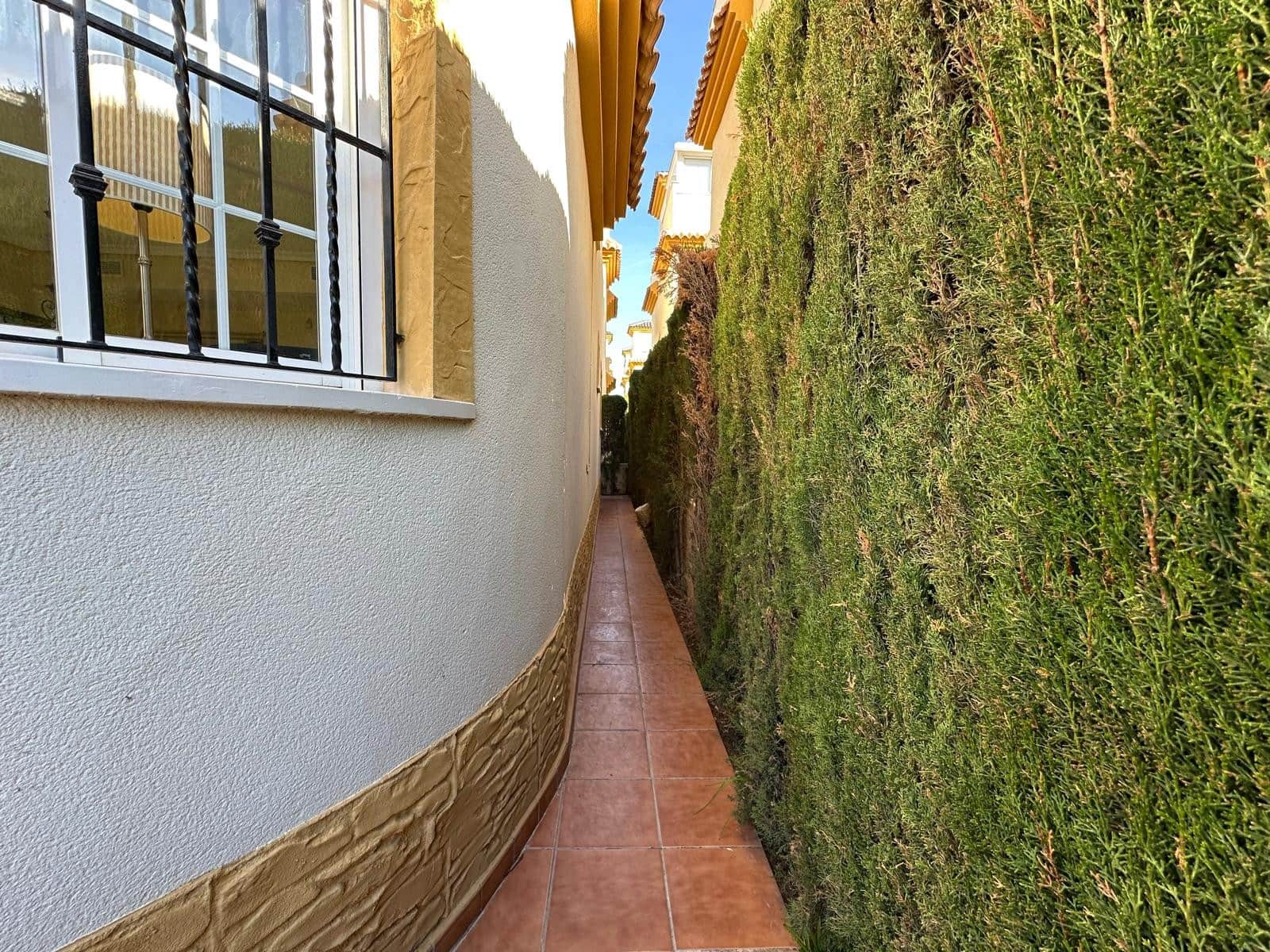 3 slaapkamer Villa te koop in La Marina met zwembad - € 195.000 (Ref: 9606387)