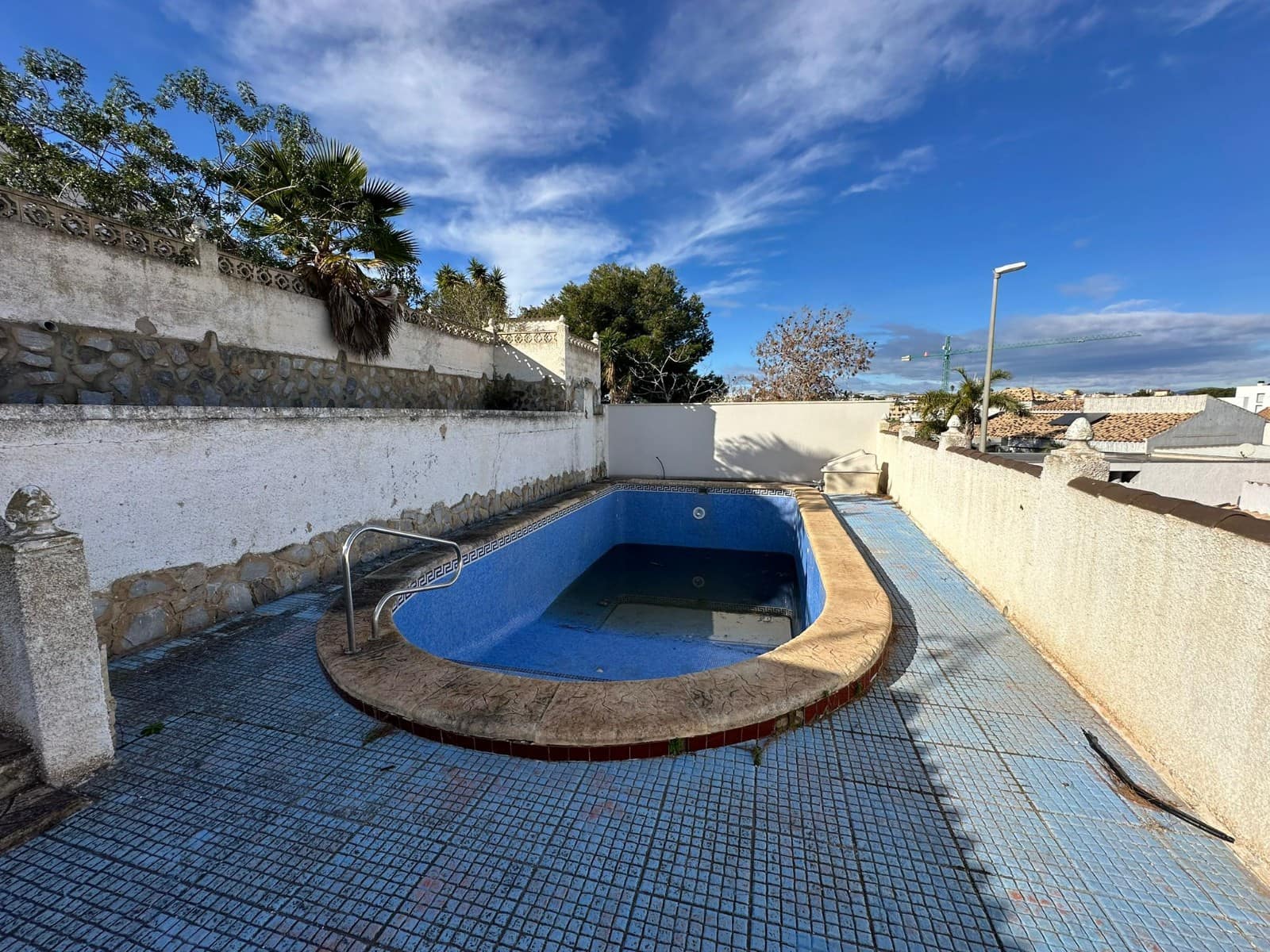 3 bedroom Villa for sale in La Marina with pool - € 225,000 (Ref: 9618099)