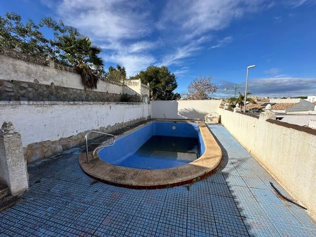 3 soverom Villa til salgs i La Marina, Elche / Elx med svømmebasseng - € 225 000 (Ref: 9618099)