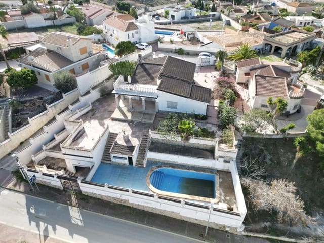 3 soverom Villa til salgs i La Marina, Elche / Elx med svømmebasseng - € 225 000 (Ref: 9618099)