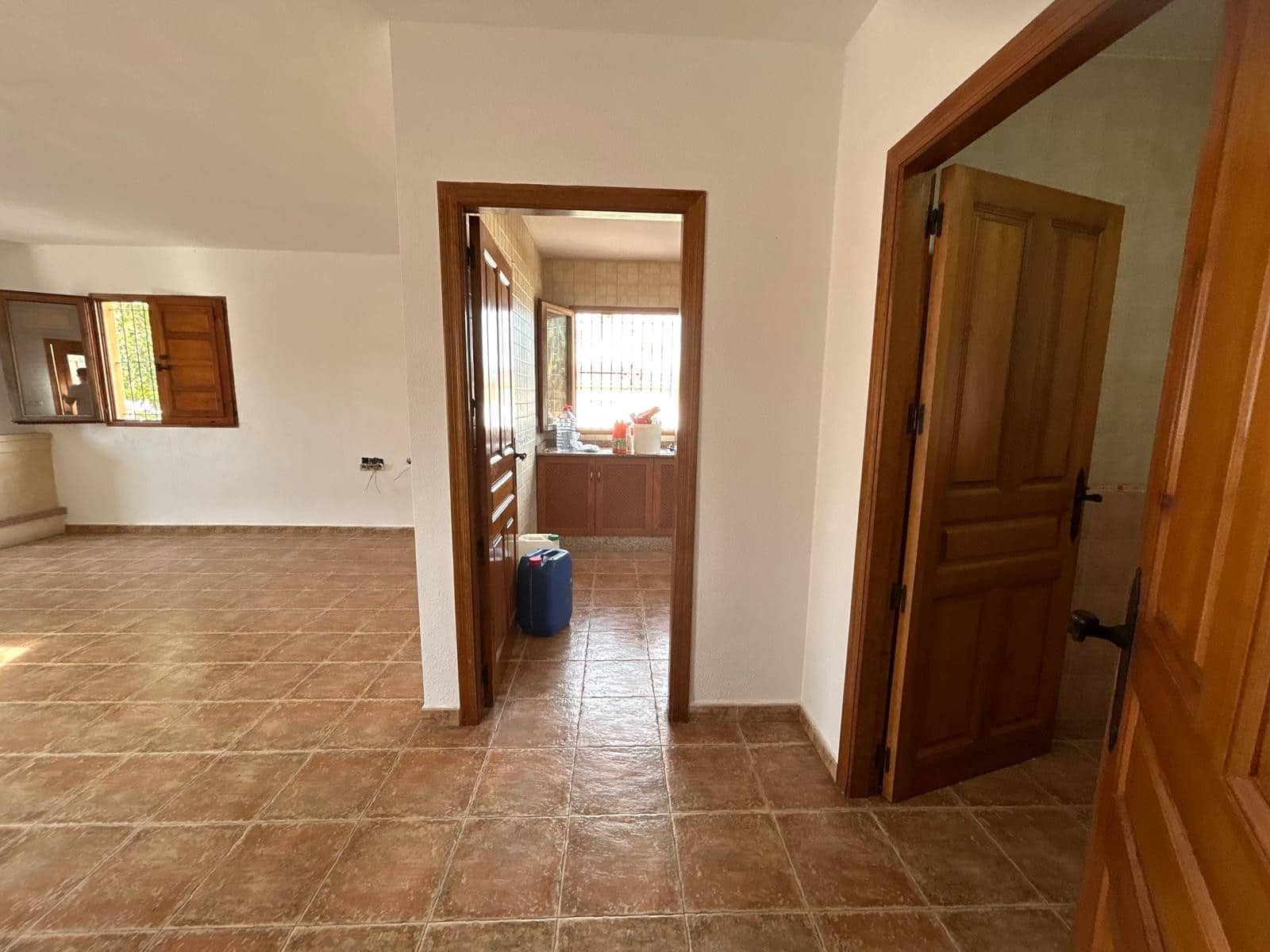 Chalet de 4 habitaciones en Catral en venta con piscina garaje - 340.000 € (Ref: 9630567)