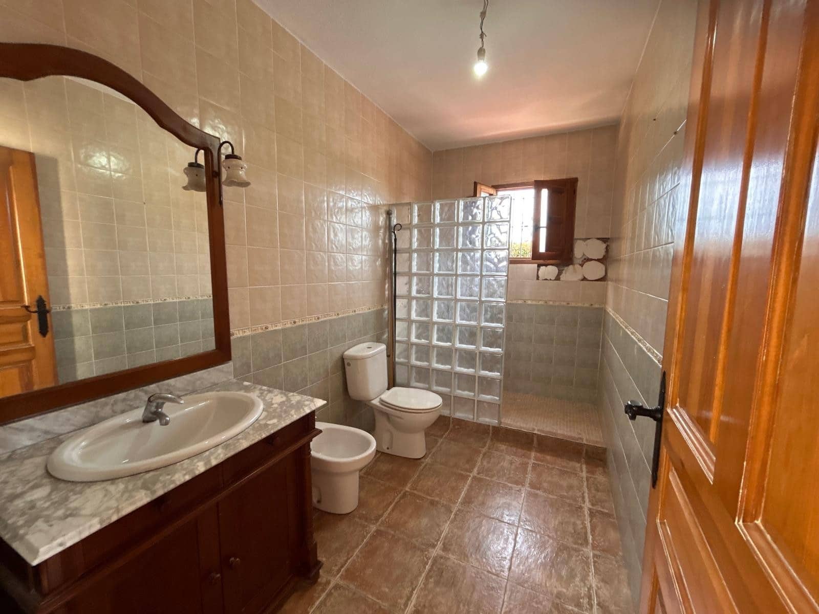 Chalet de 4 habitaciones en Catral en venta con piscina garaje - 340.000 € (Ref: 9630567)