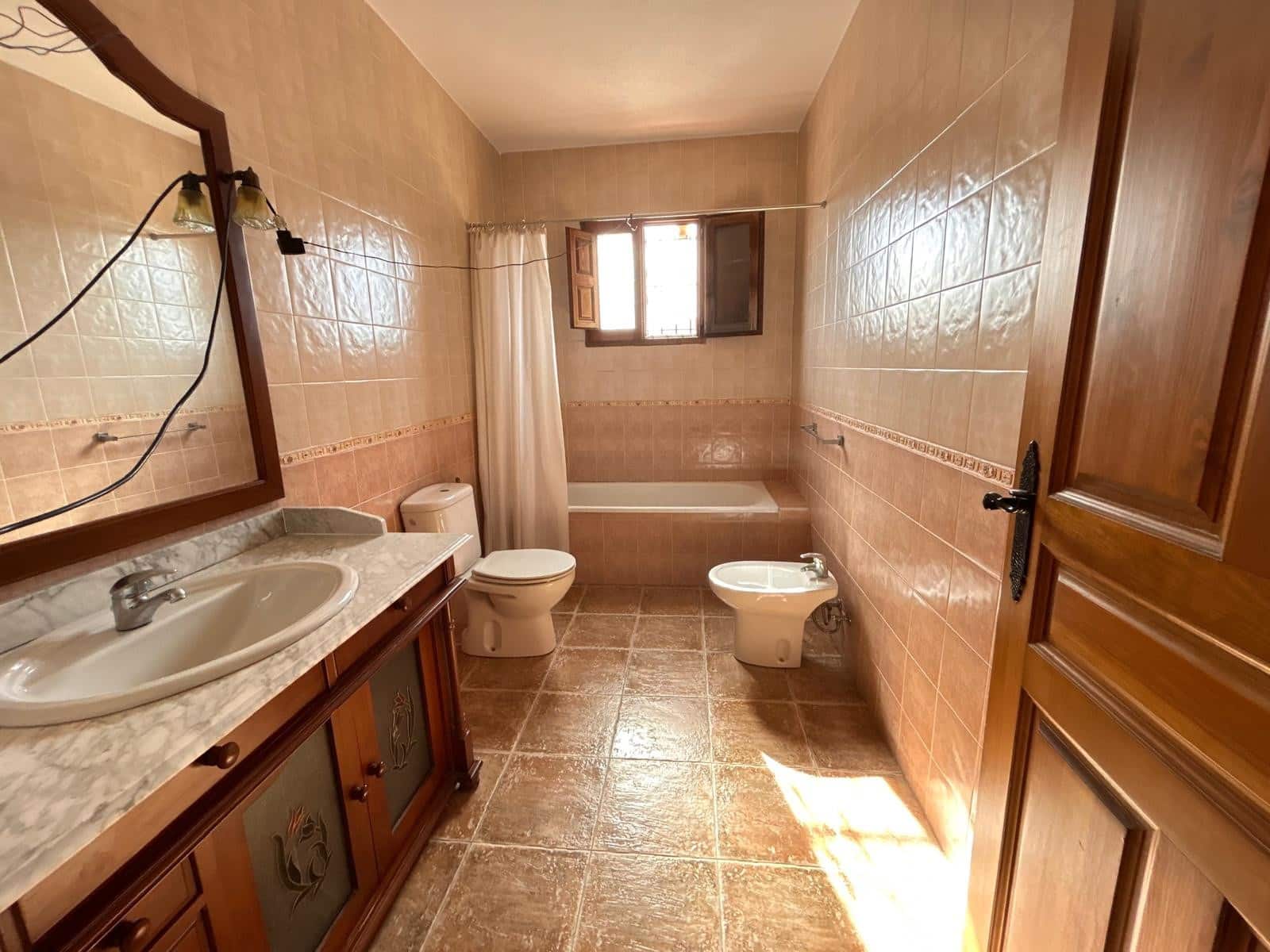 Chalet de 4 habitaciones en Catral en venta con piscina garaje - 340.000 € (Ref: 9630567)