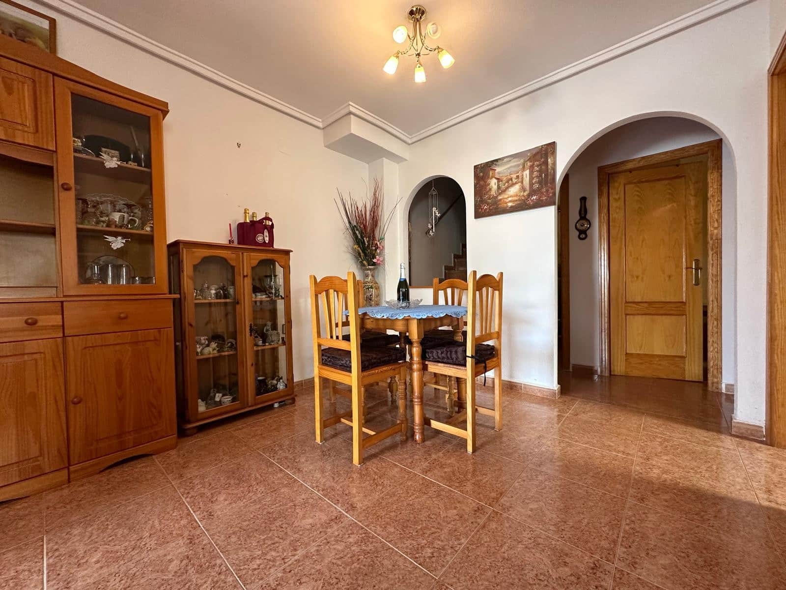 3 soveværelse Villa til salg i San Fulgencio med swimmingpool garage - € 175.000 (Ref: 9678187)