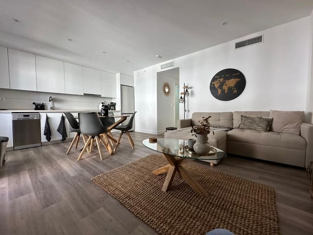 2 makuuhuone Huoneisto myytävänä paikassa La Marina, Elche / Elx mukana uima-altaan 
autotalli - 197 000 € (Ref: 9685240)