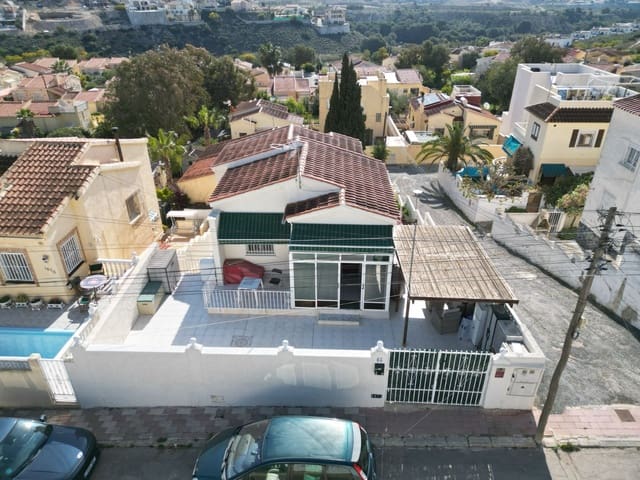 4 quarto Moradia para venda em La Marina, Elche / Elx com garagem - 220 000 € (Ref: 9713517)