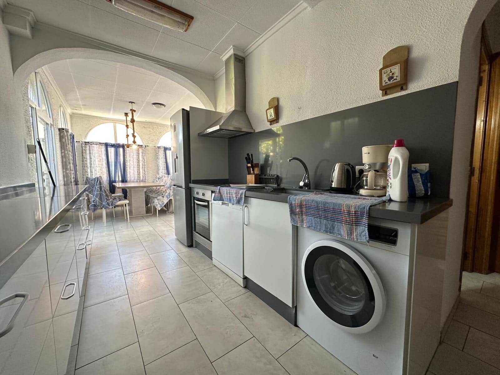 4 bedroom Villa for sale in La Marina with pool garage - € 365,000 (Ref: 9715633)