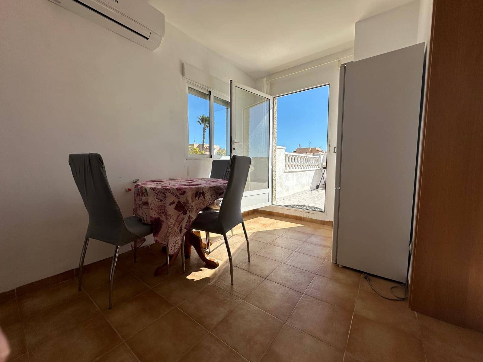 4 bedroom Villa for sale in La Marina with pool garage - € 365,000 (Ref: 9715633)