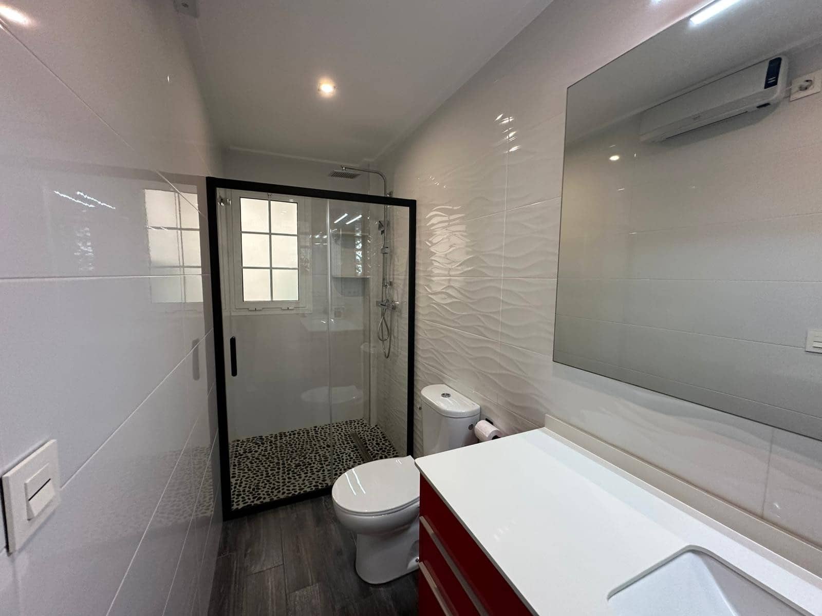 3 soveværelse Byhus til salg i Redovan med garage - € 260.000 (Ref: 9730481)