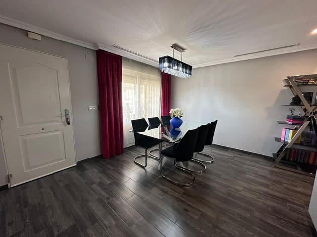 3 soveværelse Byhus til salg i Redován med garage - € 260.000 (Ref: 9730481)