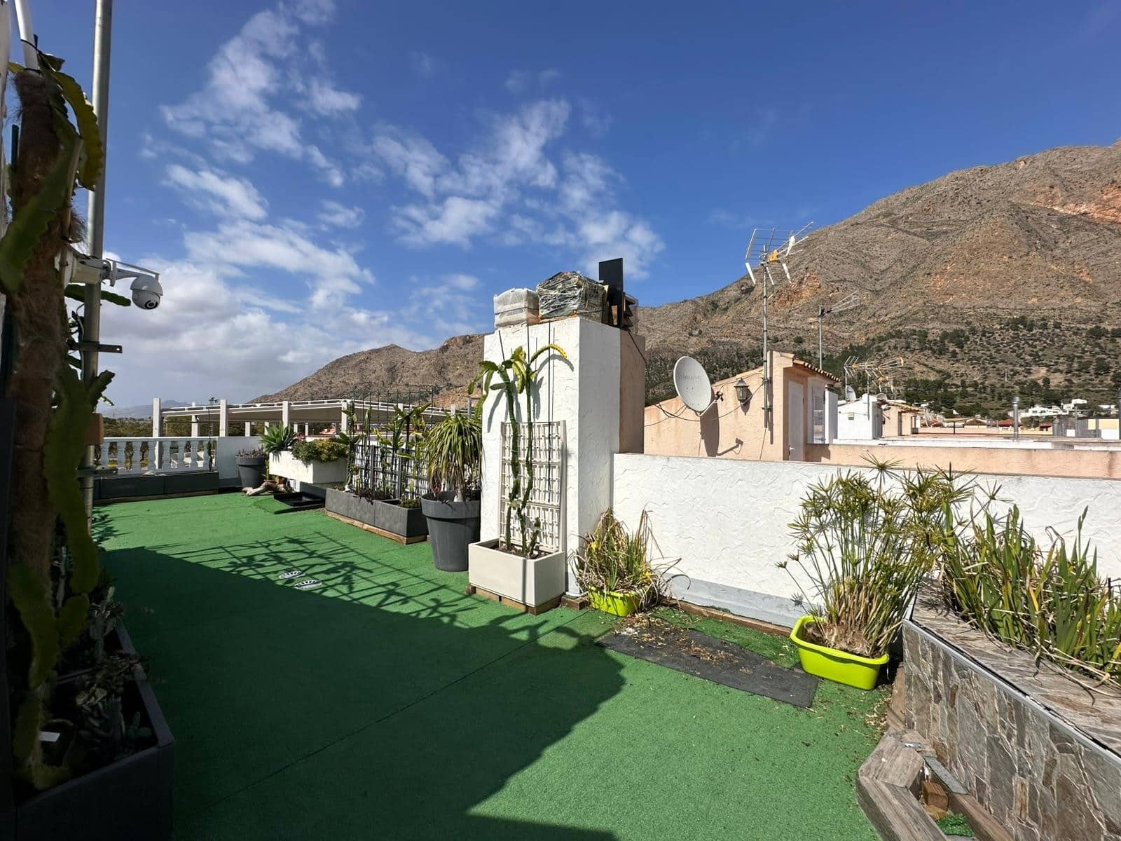 3 soveværelse Byhus til salg i Redovan med garage - € 260.000 (Ref: 9730481)