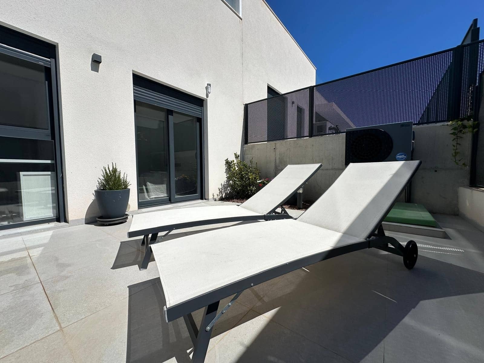 3 quarto Moradia para venda em La Marina com piscina garagem - 490 000 € (Ref: 9737126)