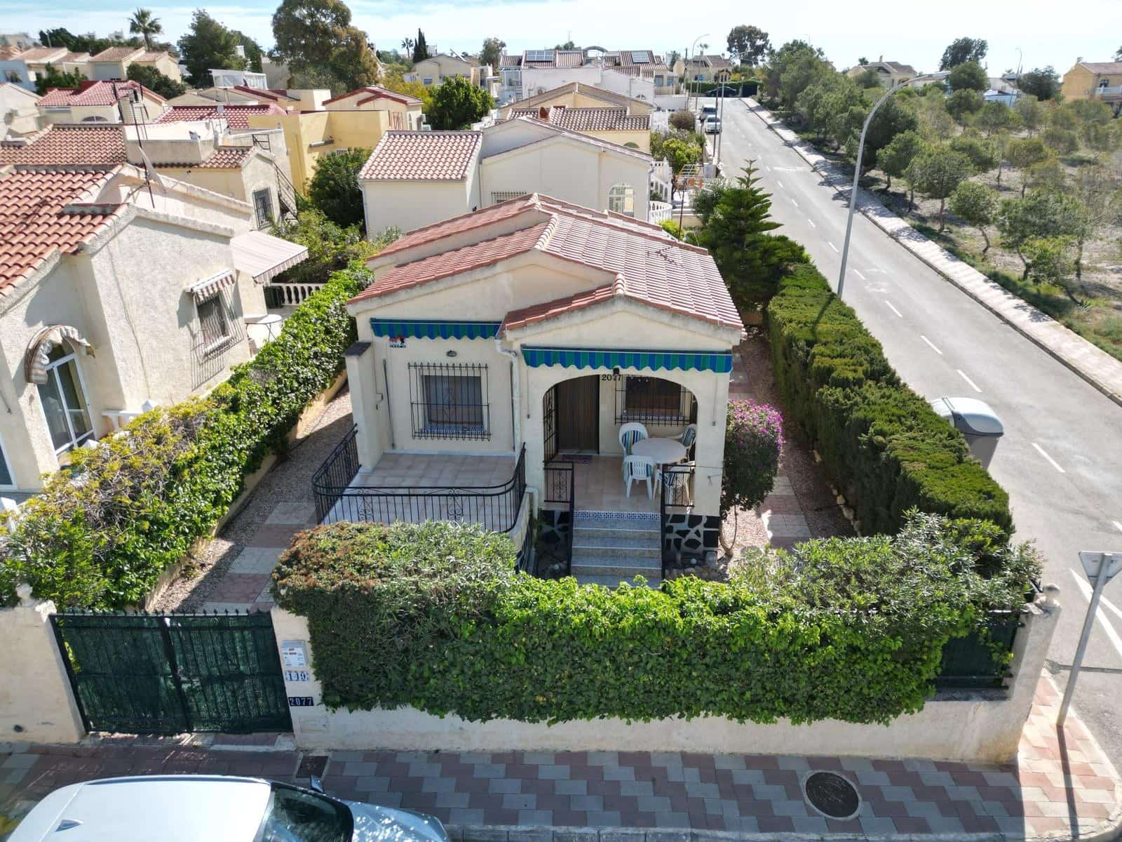 Chalet de 2 habitaciones en La Marina en venta con garaje - 165.000 € (Ref: 9740094)