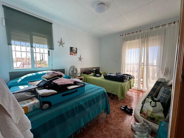 3 soverom Hus til salgs i La Marina, Elche / Elx - € 185 000 (Ref: 9740201)